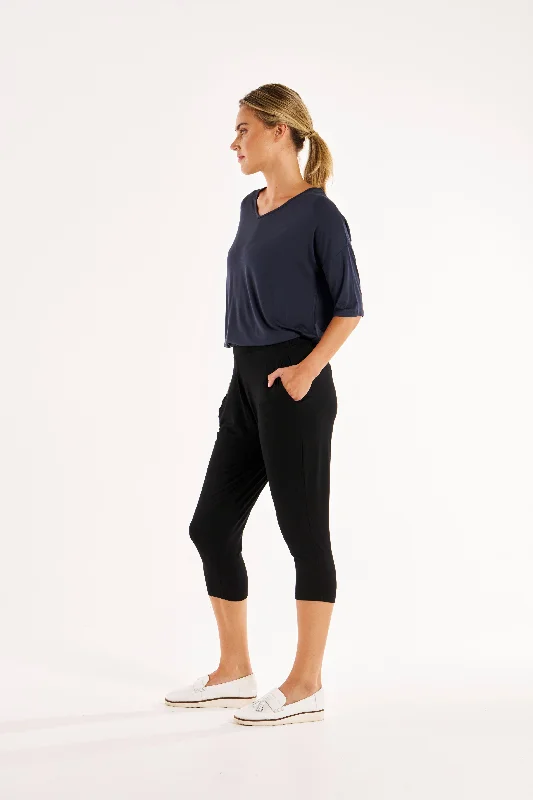 Betty Basics Laina Bamboo Pant Black