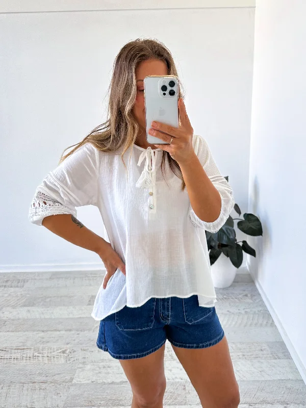 Nicole Blouse