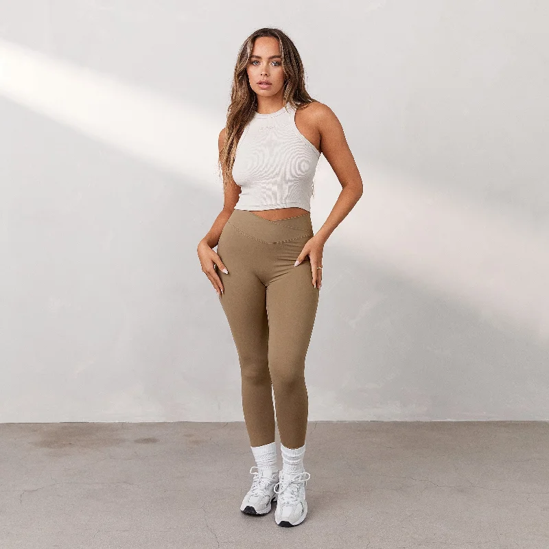 Silhouette Crossover Leggings - Toffee