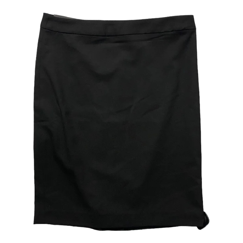 Black Skirt Mini & Short Banana Republic, Size 6