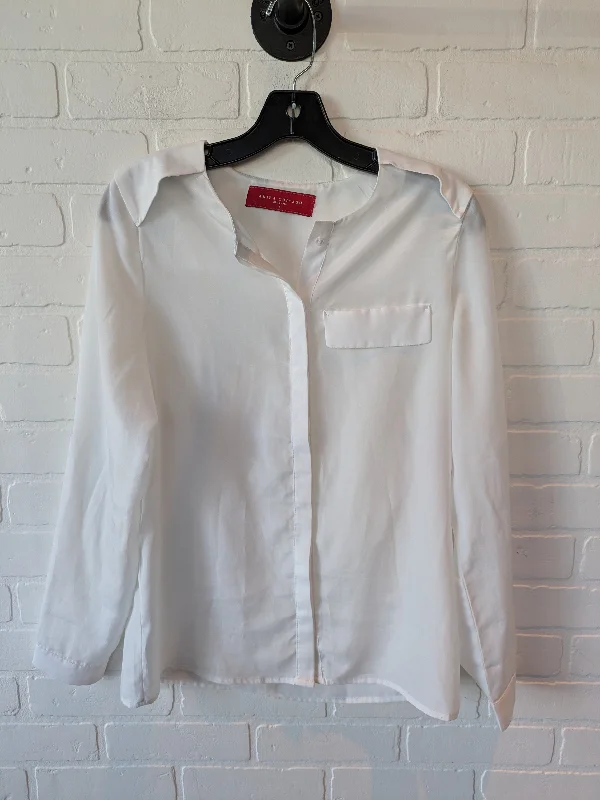 Top Long Sleeve By Akira In White, Size: S