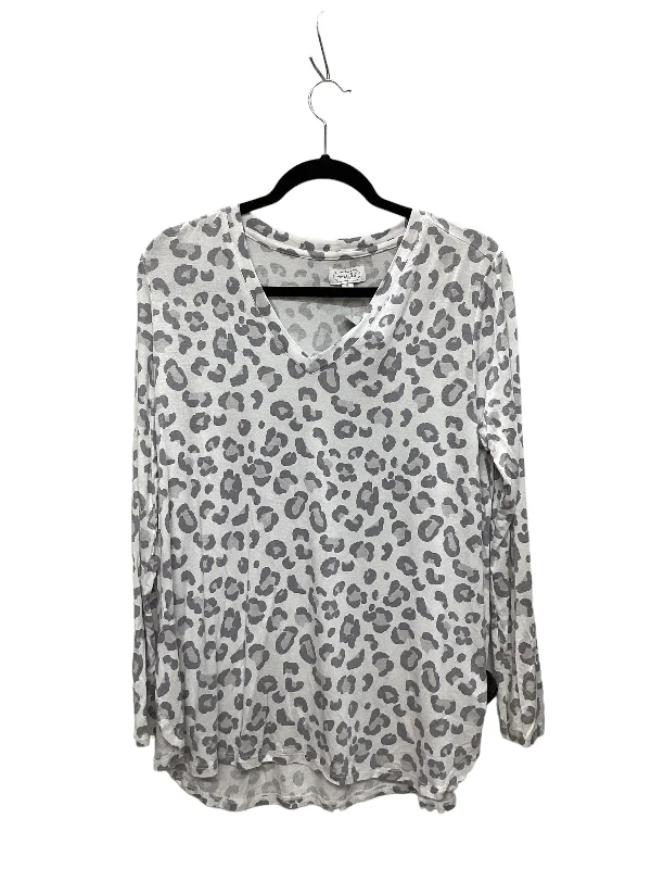 Top Long Sleeve By Mudpie In Animal Print, Size: S