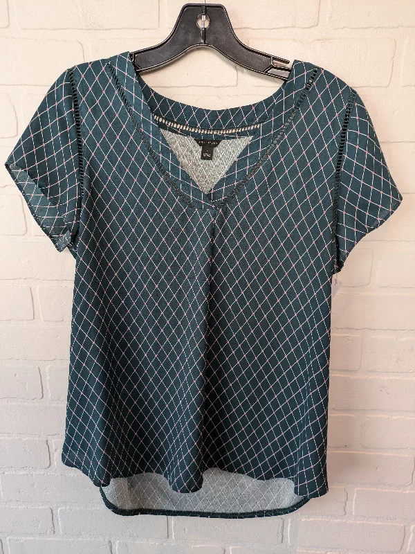 Top Short Sleeve By Ann Taylor In Green, Size: S