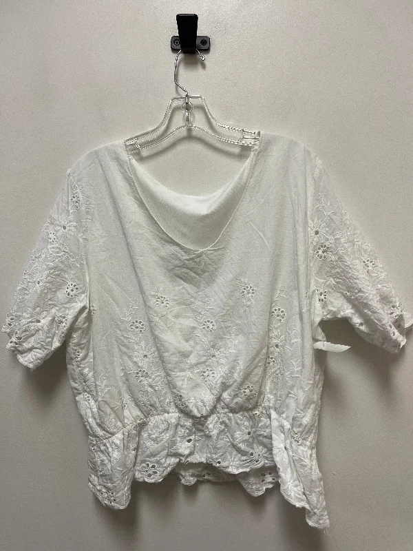 Top Short Sleeve By Clothes Mentor In White, Size: M